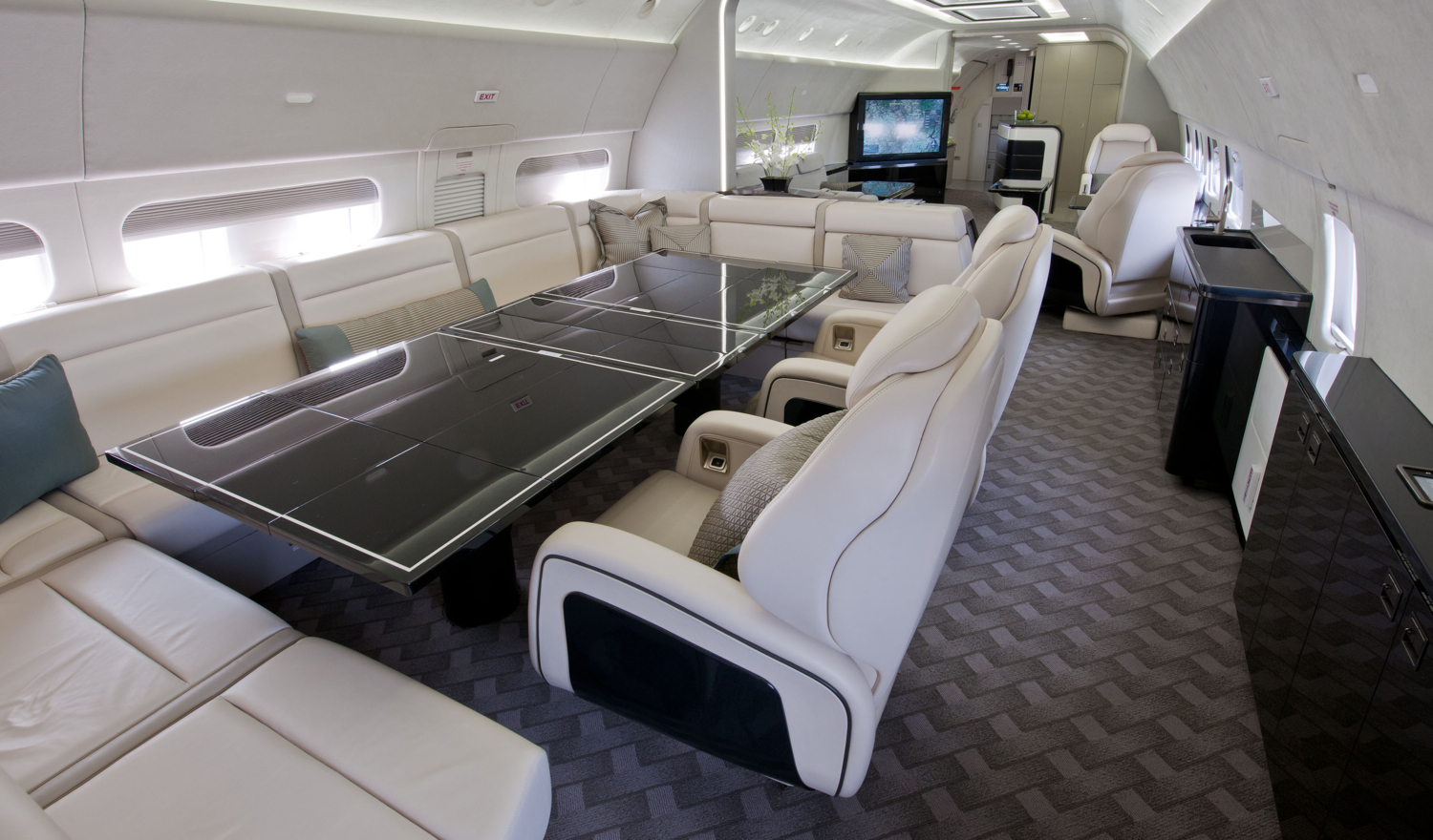 Pokazan Bbj 787 8 Biznes Dzhet Ot Boeing Luxury Life