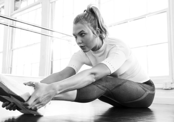 H20824_TR_Women_s_Training_Warp_Knit_FW17_KV_Engage_ACT_01-660x462